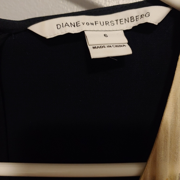 DVF Gidget Rounded Crystal Top - Picture 5 of 5